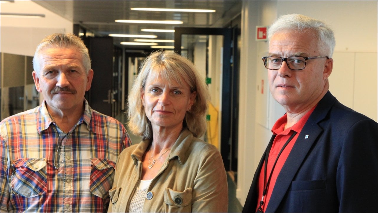 rektor Kirsti Andresen og ansvarlig for skadesaneringsbransjen i NHO Service, Lasse Tenden