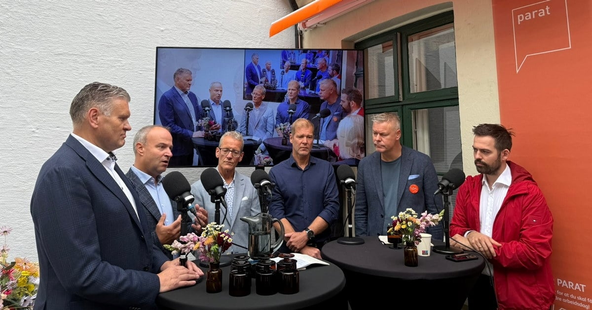Arendalsuka 2025. Fra venstre: Kjell Frode Vik, Administrerende direktør Avarn Security, Martin Holmen, Administrerende direktør Securitas, Ole-Magne Kleven, Avdelingsleder anskaffelser støttetjenester og administrative kjøp, Sykehusinnkjøp HF, Arne Stadheim, Bransjedirektør, NHO Service og Handel, Lars Petter Larsen, Forhandler, Parat og Torbjørn Vereide (Ap), Arbeids- og sosialkomiteen, Stortinget.